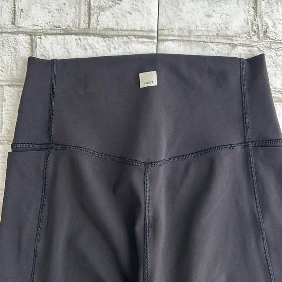 Vuori Studio Leggings - Picture 8 of 12